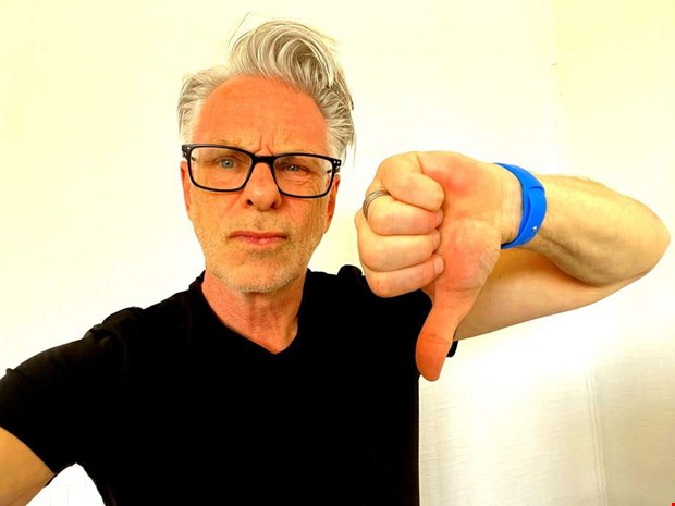 F�ssta tossdan i mass � en sk�nsk sm�l�nning s�gar tramset