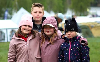 Full cirkus p� scouternas v�rl�ger