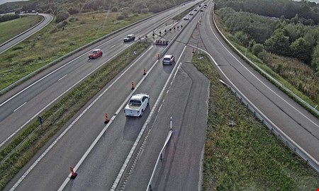 Åstorp: Bil körde mot trafiken på E4 – kvinna livshotande skadad