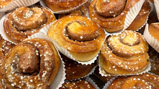 En doft av tradition: Så bakas den perfekta kanelbullen En doft av tradition: Så bakas den perfekta kanelbullen