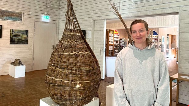 Lokalhistoria och nutid m�ts i en hyllning till landskapet