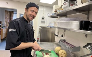 Matthias t�vlar om att bli �rets seniorkock