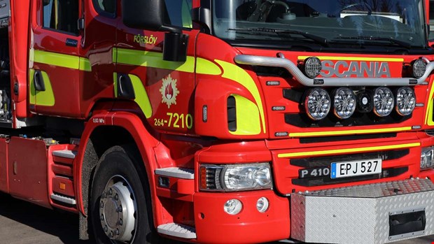 Lägenhetsbrand i Bjuv – stor insats Lägenhetsbrand i Bjuv – stor insats